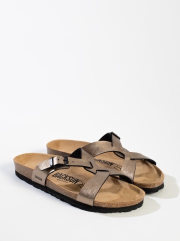 BACKSUN Klapki "Abramo" w kolorze miedzianym