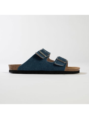 BACKSUN Klapki "Bali" w kolorze granatowym