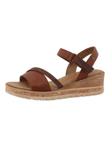 MUSTANG SHOES Sandały "Ileana" w kolorze jasnobrązowym