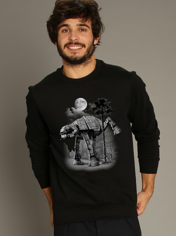 WOOOP Sweatshirt "Ata Pee Time" in Schwarz
