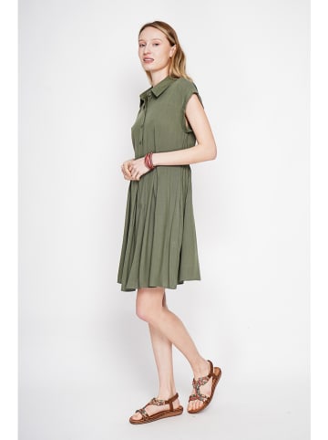 ASSUILI Sukienka w kolorze khaki