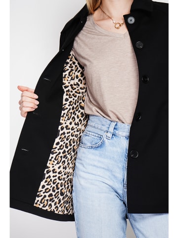 ASSUILI Übergangsjacke in Schwarz
