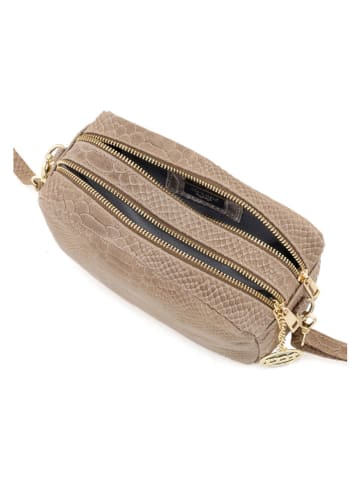 Mia Tomazzi Leder-Umhängetasche "Ortles" in Taupe - (B)21 x (H)14 x (T)8 cm