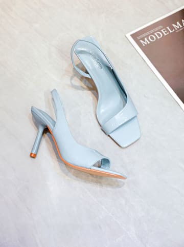 Sixth Sens Sandały w kolorze błękitnym na szpilce