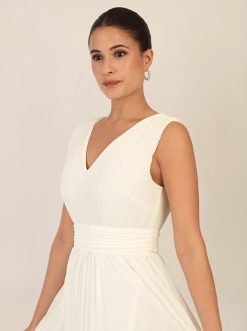 APART Plisseekleid in Creme