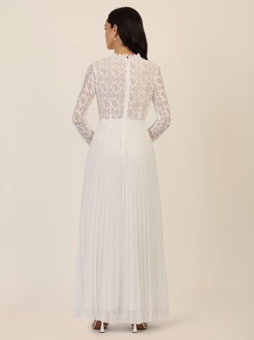 APART Kleid in Creme