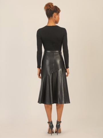 APART Kleid in Schwarz