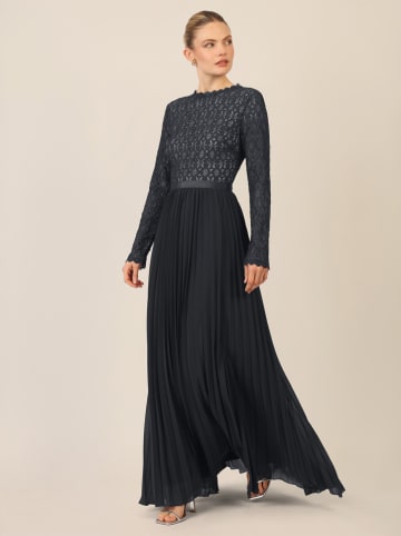 APART Kleid in Schwarz