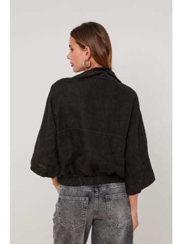 Lin Passion Leinen-Hemdjacke in Schwarz