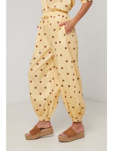Lin Passion Stoffhose in Gelb