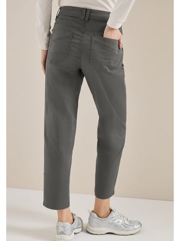Cecil Hose in Khaki