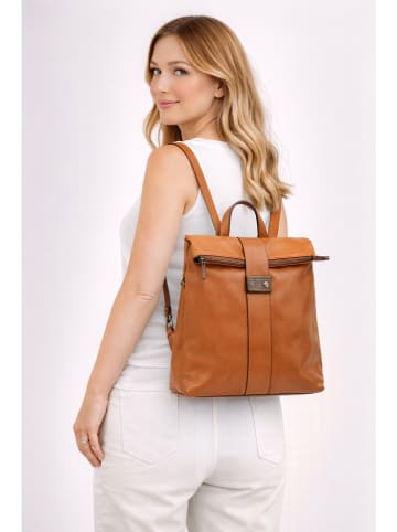 ORE10 Leder-Rucksack "Estro" in Hellbraun - (B)33 x (H)38 x (T)14 cm