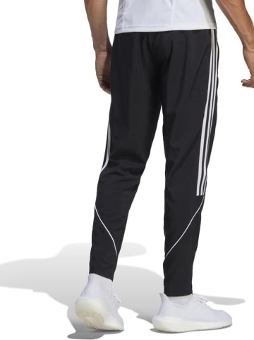 adidas Spodnie dresowe "Tiro 23" w kolorze czarnym