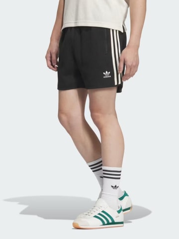 adidas Szorty "Waffle" w kolorze czarnym