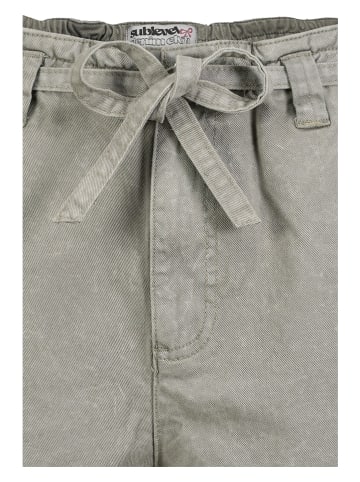 Sublevel Shorts in Grau
