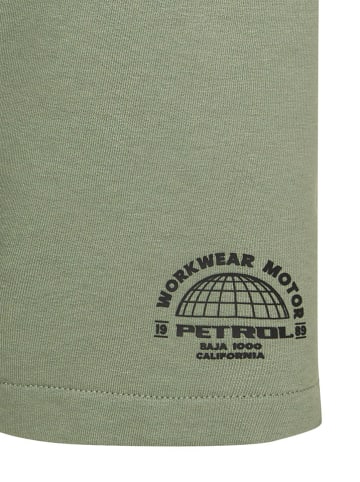 Petrol Industries Sweatshort kaki