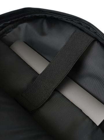 Brunotti Rucksack "Nanga" in Schwarz - (B)32 x (H)46 x (T)18 cm