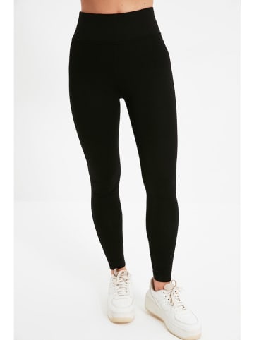 trendyol Legginsy w kolorze czarnym