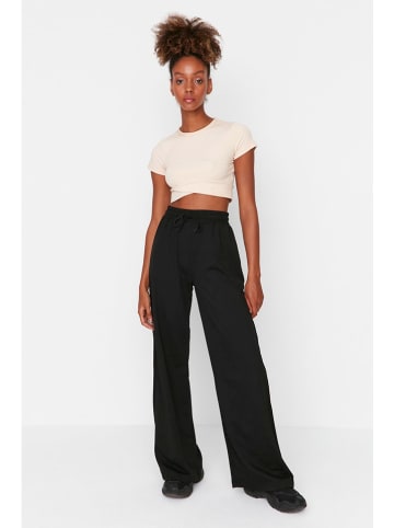 trendyol Sweathose in Schwarz