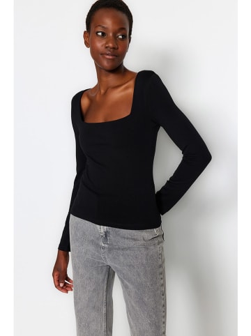 trendyol Longsleeve in Schwarz