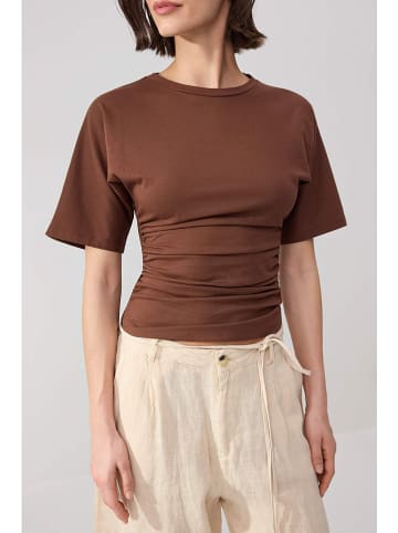 trendyol Bluse in Braun