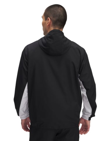 Under Armour Kurtka przeciwwiatrowa "Rival" w kolorze czarnym