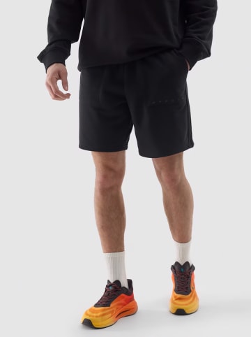 4F Sweatshorts in Schwarz