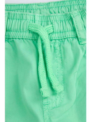 Coccodrillo Shorts in Grün