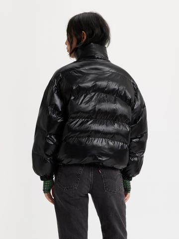 Levi's Kurtka zimowa w kolorze czarnym