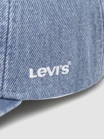 Levi's Czapka "Essential" w kolorze błękitnym