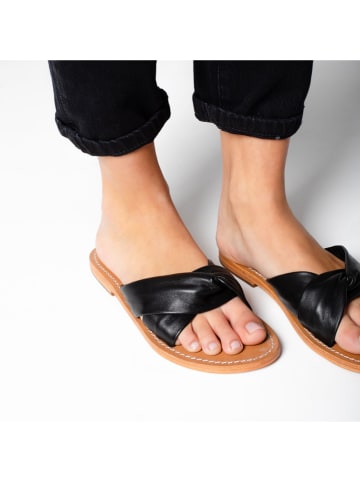 Les BAGATELLES Leren slippers "Kitti" zwart