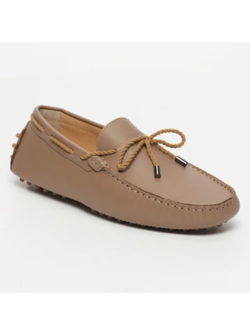 CHARLES & SMITH Leren mocassins beige