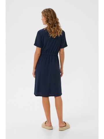 Cream Kleid in Dunkelblau