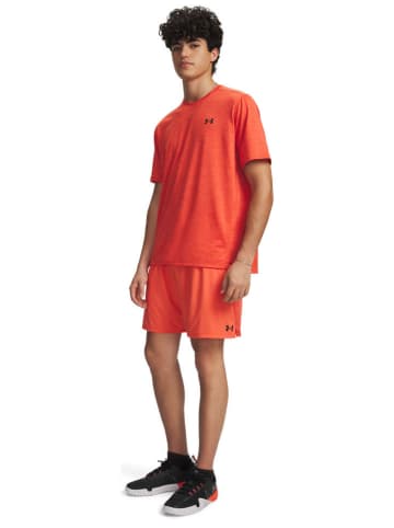 Under Armour Szorty sportowe "Tech Vent 7" w kolorze pomarańczowym