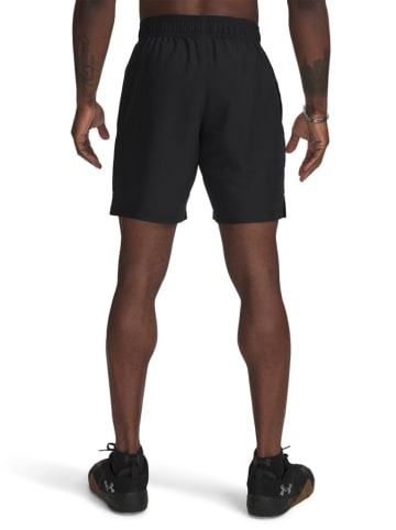 Under Armour Trainingsshorts in Schwarz