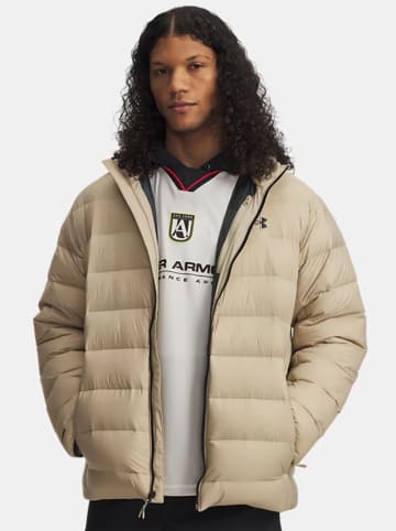 Under Armour Kurtka puchowa w kolorze beżowym
