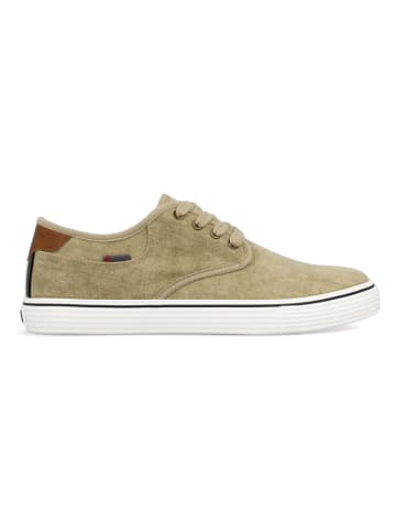 Wrangler Sneakers in Beige