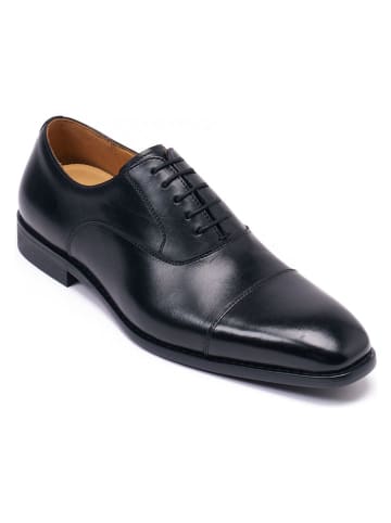 British Passport Leder-Schnürschuhe in Schwarz