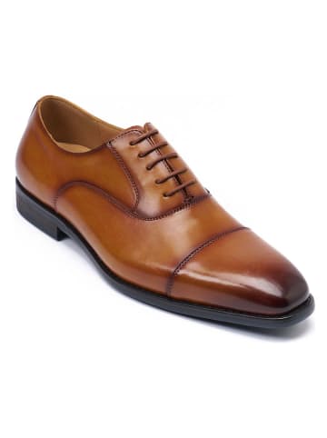 British Passport Leren veterschoenen lichtbruin