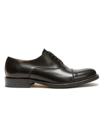 British Passport Leder-Schnürschuhe in Schwarz