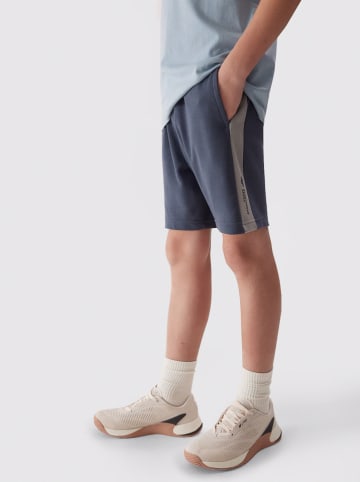 4F Sweatshorts in Anthrazit