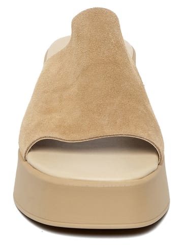 Steve Madden Skórzane klapki w kolorze beżowym