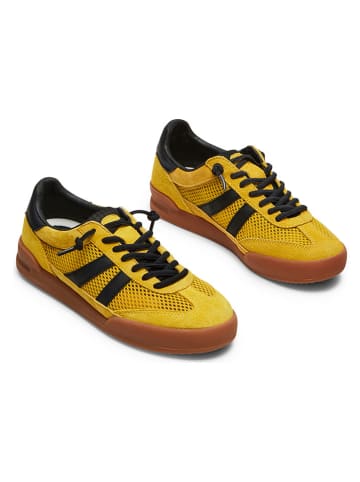 Steve Madden Leder-Sneakers in Gelb/ Schwarz