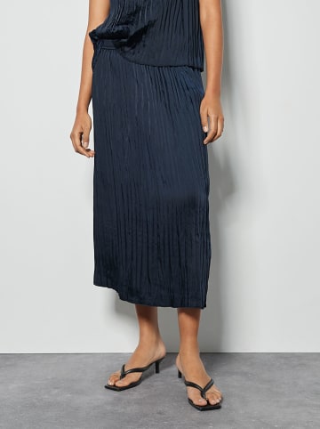 someday. Rok donkerblauw