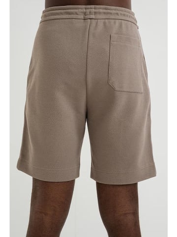 Hugo Boss Fashion Sweatshorts in Taupe
