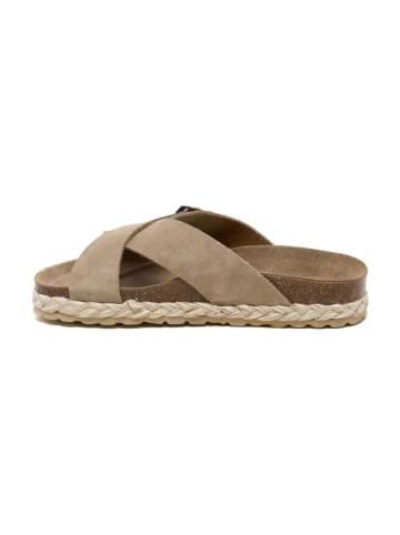 billowy Leder-Pantoletten in Beige