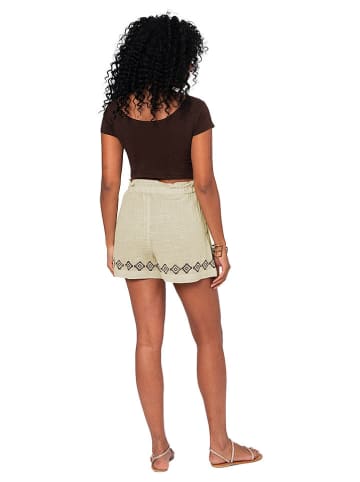 Aller Simplement Shorts in Beige