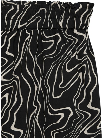 Vero Moda Szorty "Measy joy" w kolorze czarnym