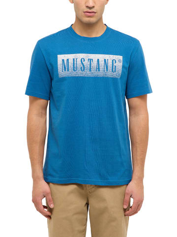 Mustang Koszulka "Austin" w kolorze niebieskim