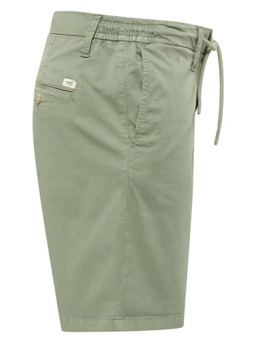 Mustang Chinoshorts "Portland" in Grün